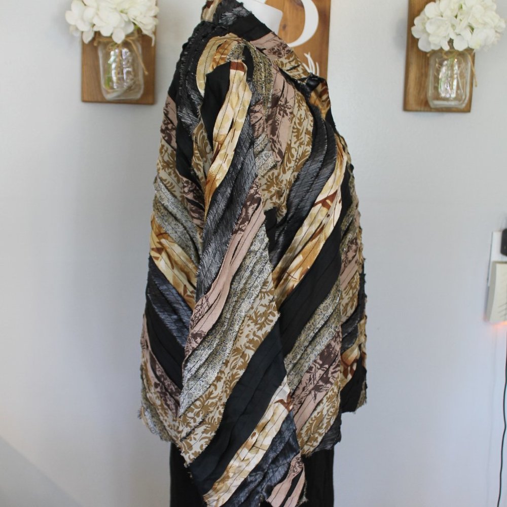 Keren Hart Ruffle Rag Jacket - Picture 3 of 6